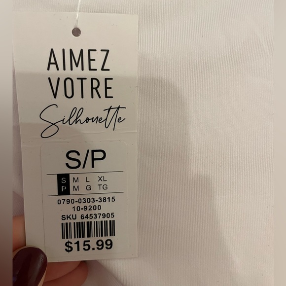 White t-shirt bodysuit - Picture 4 of 4